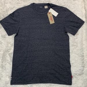 NWT Mens Gray Levis T-shirt